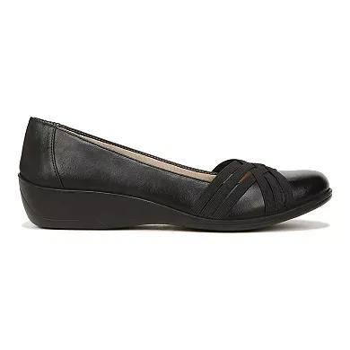 Black Pumps